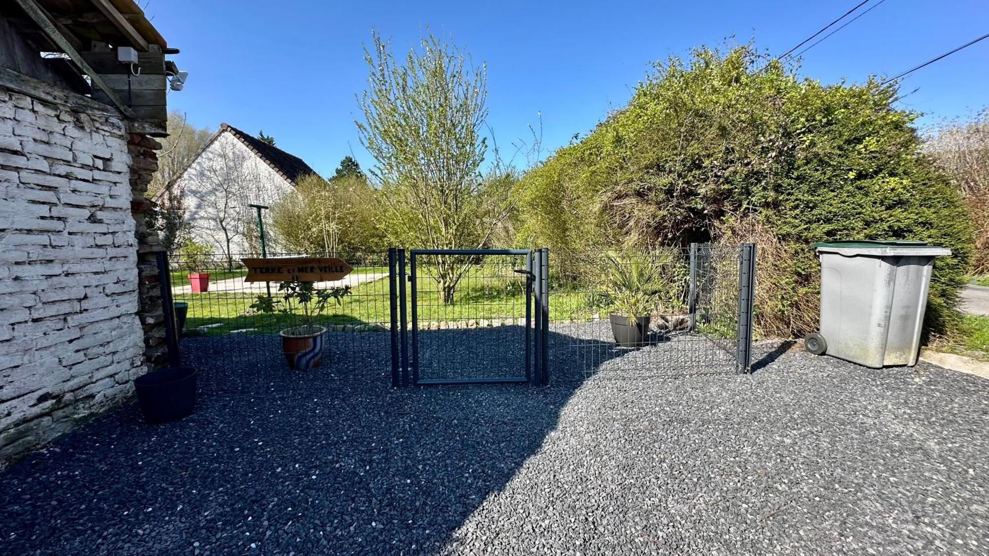 Terre & Mer'Veilles 2, Appartement Avec Spa Pour 2 Personnes Favières Exterior foto